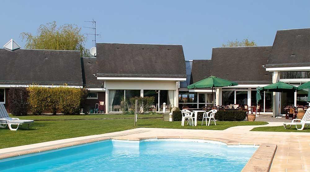 Hotel Du Golf Кабур Екстериор снимка