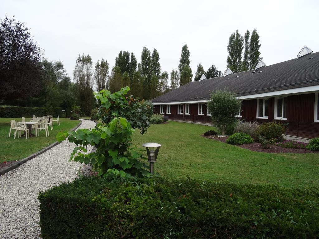 Hotel Du Golf Кабур Екстериор снимка