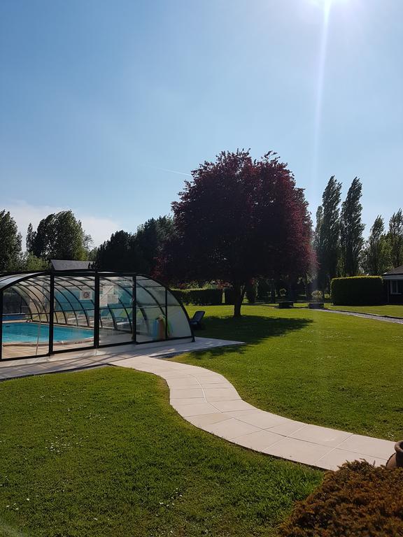 Hotel Du Golf Кабур Екстериор снимка