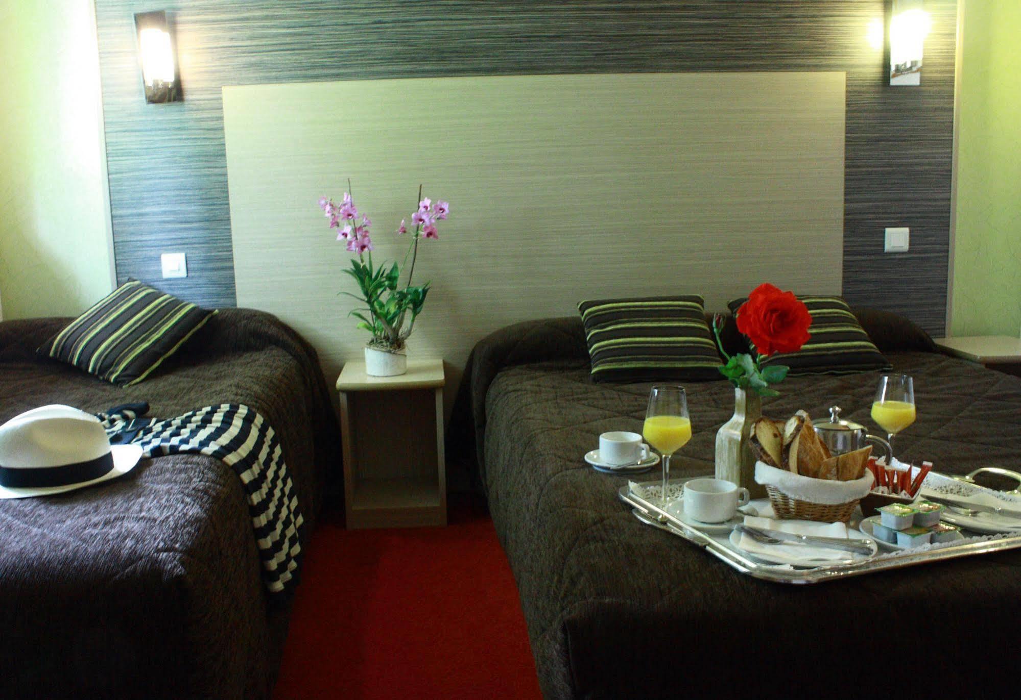 Hotel Du Golf Кабур Екстериор снимка
